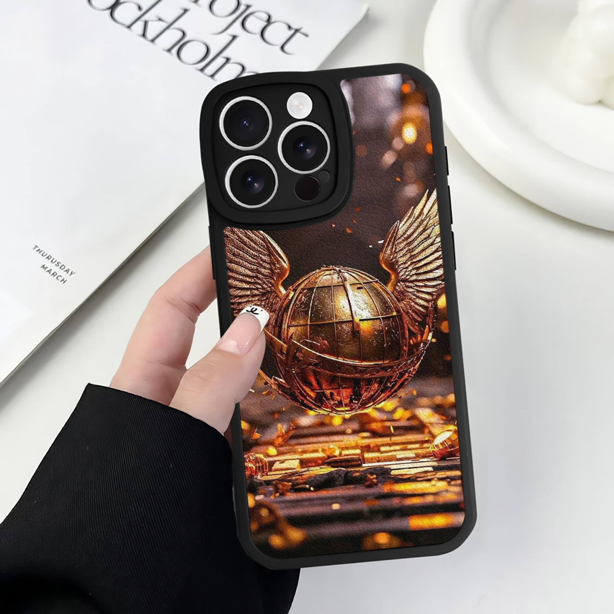 （画像用） Harry Potter ハリー・ポッターシリーズ 【iPhone 16シリーズ対応】シリコンスマホケース（レザー調） 材質：シリコン